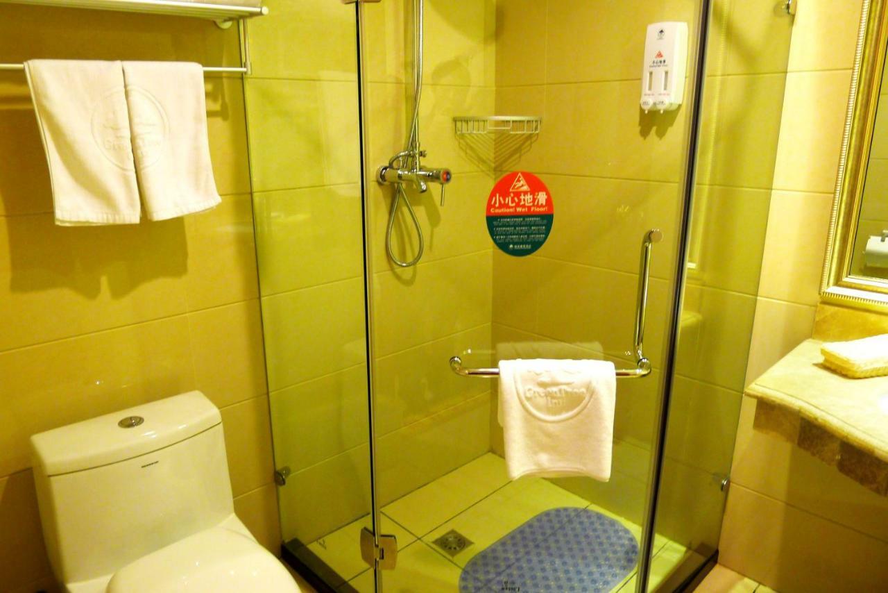 Greentree Inn Guiyang Court Street West Zhongshan Road Subway Station Business Hotel Exterior photo